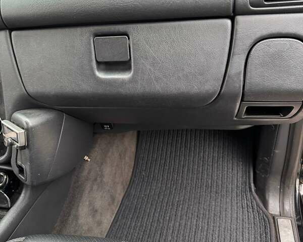 Черный Мерседес М-Класс, объемом двигателя 2.7 л и пробегом 382 тыс. км за 4900 $, фото 15 на Automoto.ua