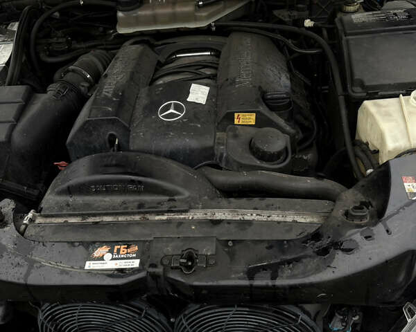 Черный Мерседес М-Класс, объемом двигателя 3.5 л и пробегом 230 тыс. км за 7500 $, фото 6 на Automoto.ua
