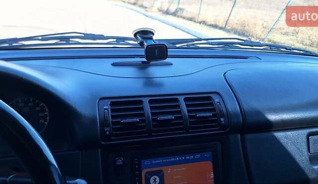 Черный Мерседес М-Класс, объемом двигателя 3.7 л и пробегом 322 тыс. км за 6000 $, фото 13 на Automoto.ua