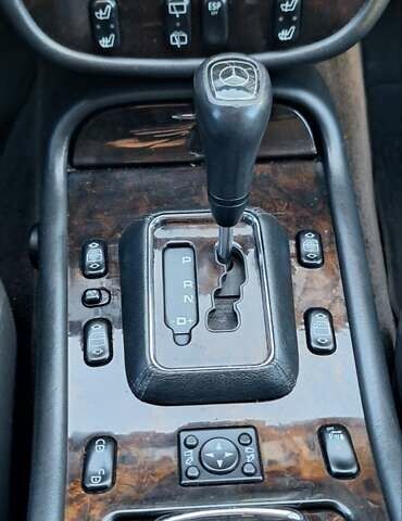 Черный Мерседес М-Класс, объемом двигателя 3.7 л и пробегом 322 тыс. км за 6000 $, фото 15 на Automoto.ua