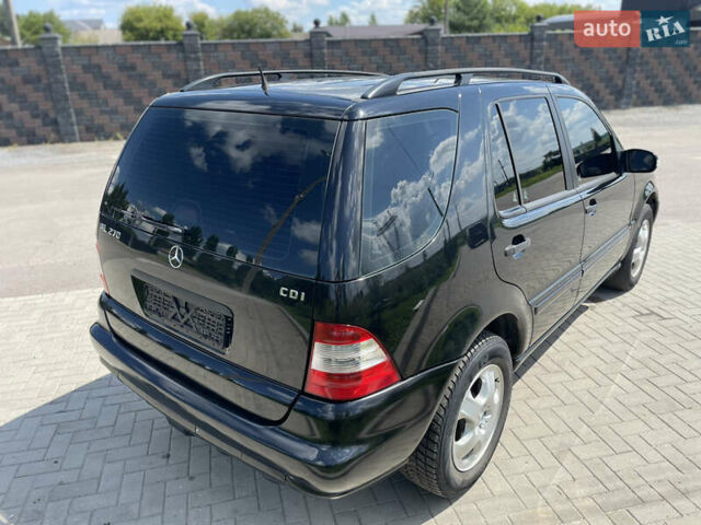 Черный Мерседес М-Класс, объемом двигателя 2.69 л и пробегом 425 тыс. км за 5300 $, фото 5 на Automoto.ua