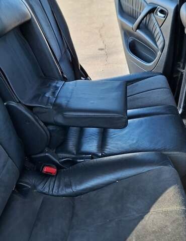 Черный Мерседес М-Класс, объемом двигателя 3.7 л и пробегом 322 тыс. км за 6000 $, фото 17 на Automoto.ua