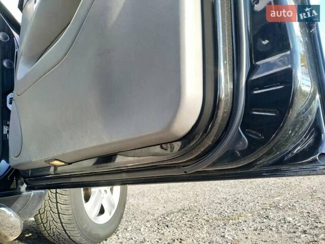 Чорний Мерседес М-Клас, об'ємом двигуна 4 л та пробігом 304 тис. км за 6900 $, фото 14 на Automoto.ua