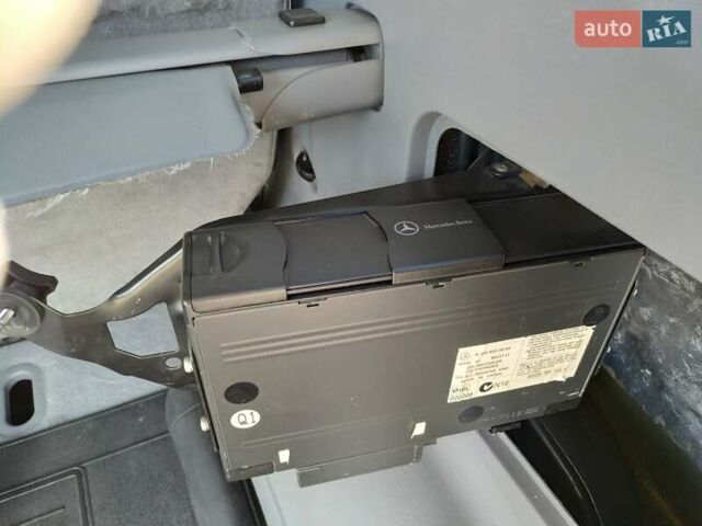 Чорний Мерседес М-Клас, об'ємом двигуна 4 л та пробігом 304 тис. км за 6900 $, фото 21 на Automoto.ua