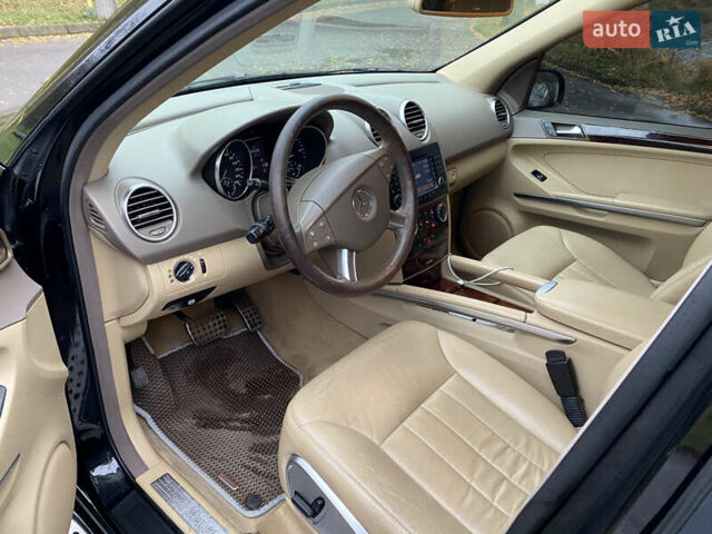 Чорний Мерседес М-Клас, об'ємом двигуна 2.99 л та пробігом 320 тис. км за 10000 $, фото 7 на Automoto.ua