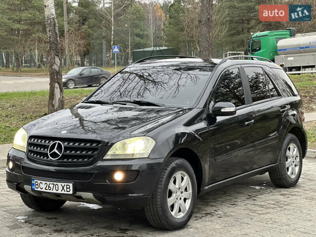 Черный Мерседес М-Класс, объемом двигателя 2.99 л и пробегом 350 тыс. км за 8700 $, фото 2 на Automoto.ua