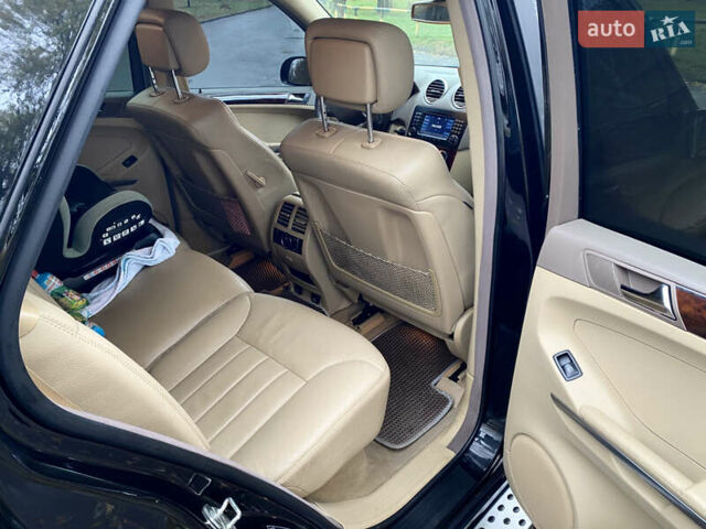 Чорний Мерседес М-Клас, об'ємом двигуна 2.99 л та пробігом 320 тис. км за 10000 $, фото 18 на Automoto.ua