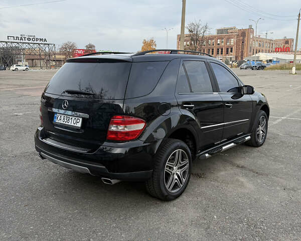 Черный Мерседес М-Класс, объемом двигателя 3.5 л и пробегом 156 тыс. км за 13700 $, фото 7 на Automoto.ua