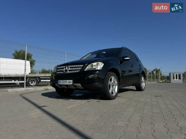 Чорний Мерседес М-Клас, об'ємом двигуна 3 л та пробігом 337 тис. км за 11500 $, фото 7 на Automoto.ua