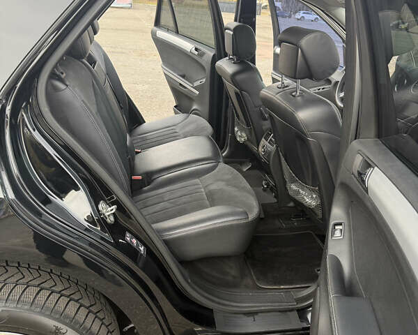 Черный Мерседес М-Класс, объемом двигателя 3.5 л и пробегом 156 тыс. км за 13700 $, фото 6 на Automoto.ua