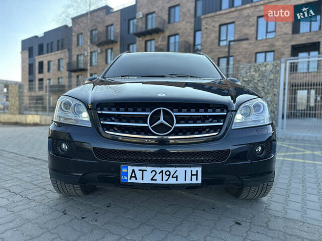 Черный Мерседес М-Класс, объемом двигателя 2.99 л и пробегом 249 тыс. км за 9500 $, фото 3 на Automoto.ua