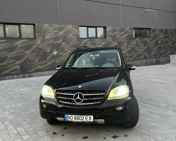 Чорний Мерседес М-Клас, об'ємом двигуна 2.99 л та пробігом 350 тис. км за 10550 $, фото 21 на Automoto.ua