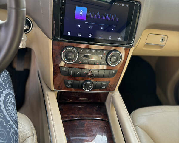 Черный Мерседес М-Класс, объемом двигателя 2.99 л и пробегом 350 тыс. км за 11700 $, фото 16 на Automoto.ua
