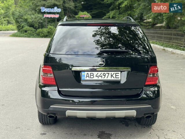Черный Мерседес М-Класс, объемом двигателя 2.99 л и пробегом 289 тыс. км за 12500 $, фото 7 на Automoto.ua
