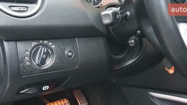 Черный Мерседес М-Класс, объемом двигателя 3.5 л и пробегом 176 тыс. км за 9000 $, фото 2 на Automoto.ua