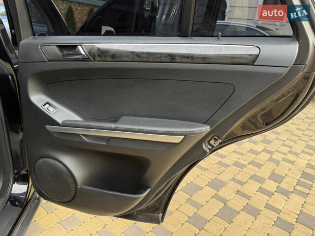 Чорний Мерседес М-Клас, об'ємом двигуна 2.99 л та пробігом 218 тис. км за 11299 $, фото 10 на Automoto.ua