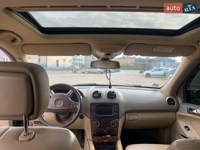 Чорний Мерседес М-Клас, об'ємом двигуна 2.99 л та пробігом 367 тис. км за 10000 $, фото 6 на Automoto.ua