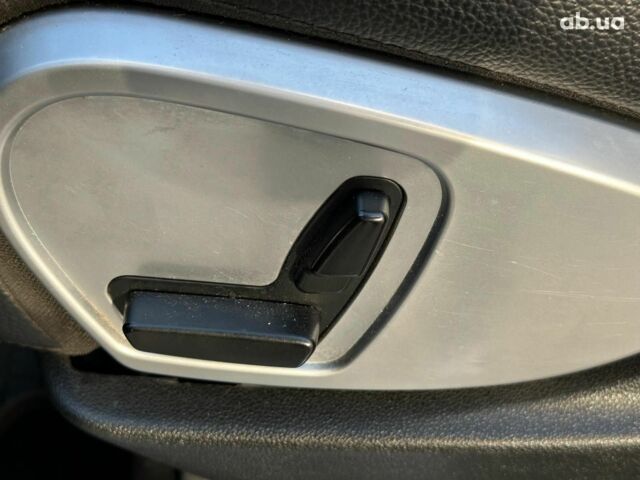 Черный Мерседес М-Класс, объемом двигателя 3.5 л и пробегом 214 тыс. км за 10940 $, фото 10 на Automoto.ua