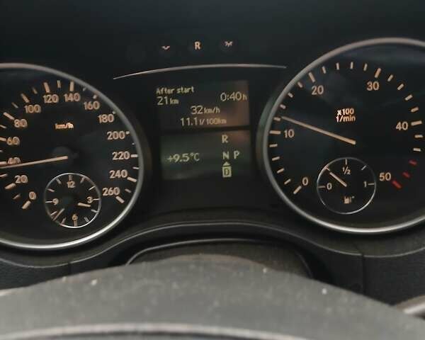 Черный Мерседес М-Класс, объемом двигателя 3 л и пробегом 350 тыс. км за 11400 $, фото 22 на Automoto.ua