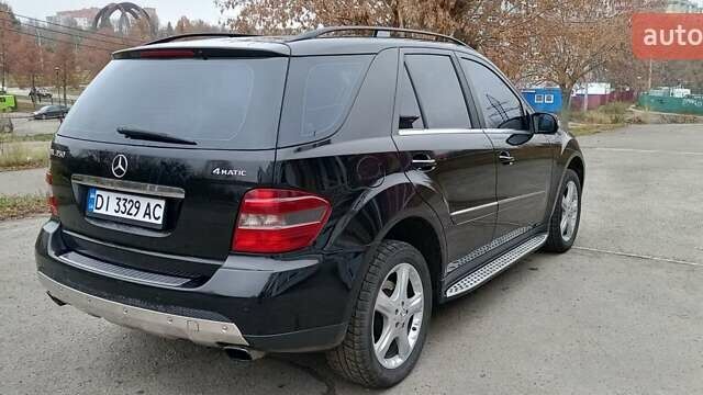 Черный Мерседес М-Класс, объемом двигателя 3.5 л и пробегом 176 тыс. км за 9000 $, фото 20 на Automoto.ua