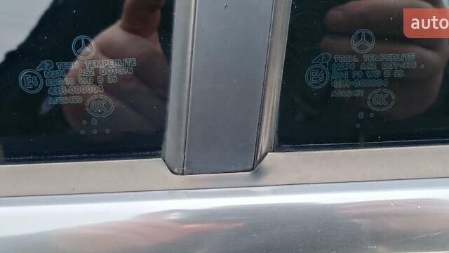 Черный Мерседес М-Класс, объемом двигателя 3.5 л и пробегом 176 тыс. км за 9000 $, фото 8 на Automoto.ua