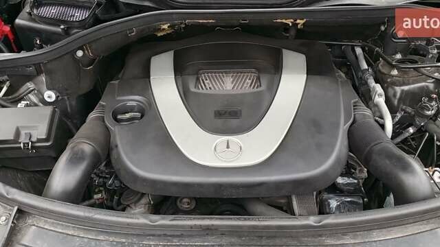 Черный Мерседес М-Класс, объемом двигателя 3.5 л и пробегом 176 тыс. км за 9000 $, фото 30 на Automoto.ua