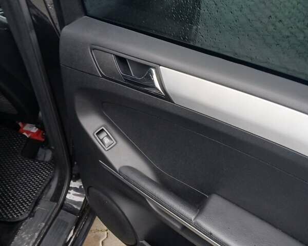 Черный Мерседес М-Класс, объемом двигателя 3 л и пробегом 350 тыс. км за 11400 $, фото 17 на Automoto.ua