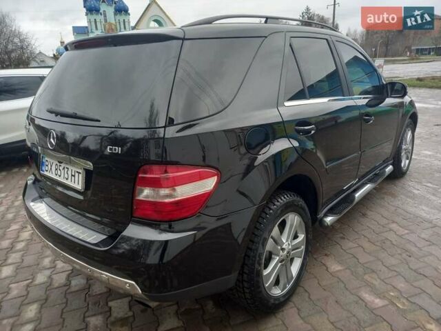 Черный Мерседес М-Класс, объемом двигателя 3 л и пробегом 366 тыс. км за 10500 $, фото 26 на Automoto.ua