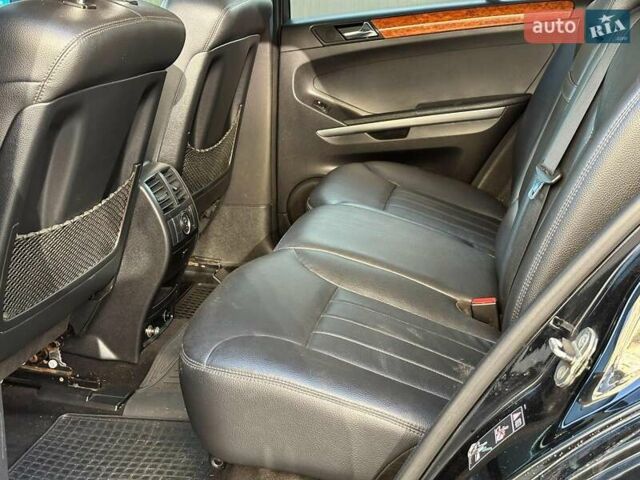 Черный Мерседес М-Класс, объемом двигателя 3.5 л и пробегом 214 тыс. км за 10940 $, фото 14 на Automoto.ua