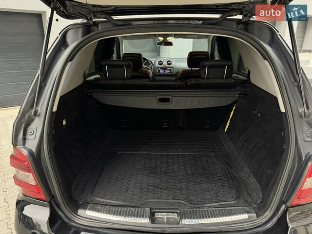 Черный Мерседес М-Класс, объемом двигателя 3 л и пробегом 386 тыс. км за 10999 $, фото 13 на Automoto.ua