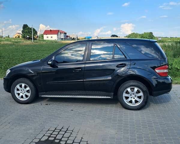 Чорний Мерседес М-Клас, об'ємом двигуна 2.99 л та пробігом 308 тис. км за 10300 $, фото 33 на Automoto.ua