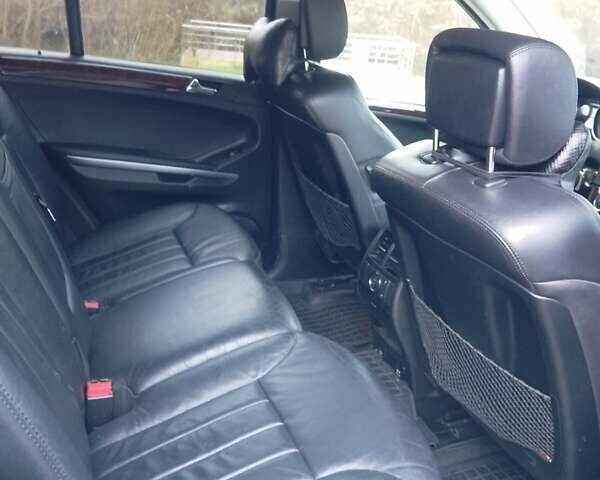 Черный Мерседес М-Класс, объемом двигателя 3 л и пробегом 298 тыс. км за 11000 $, фото 6 на Automoto.ua