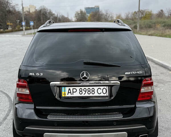 Черный Мерседес М-Класс, объемом двигателя 3.5 л и пробегом 250 тыс. км за 7900 $, фото 4 на Automoto.ua