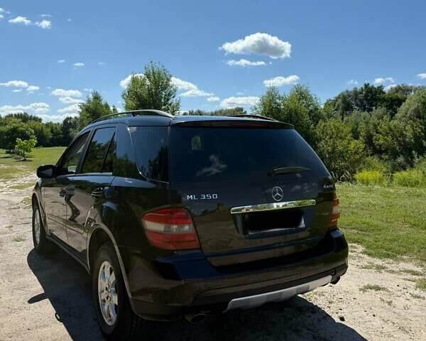 Чорний Мерседес М-Клас, об'ємом двигуна 3.5 л та пробігом 265 тис. км за 10000 $, фото 5 на Automoto.ua