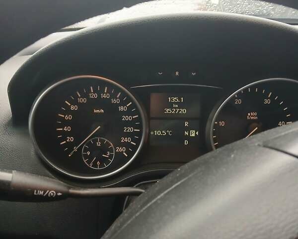 Черный Мерседес М-Класс, объемом двигателя 3 л и пробегом 350 тыс. км за 11400 $, фото 20 на Automoto.ua