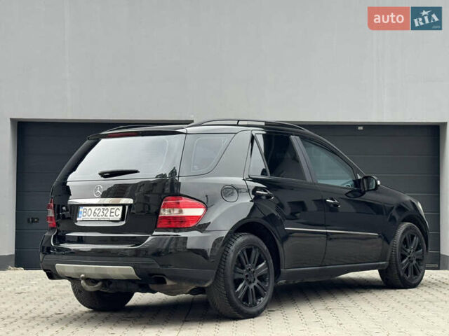 Черный Мерседес М-Класс, объемом двигателя 3 л и пробегом 386 тыс. км за 10999 $, фото 11 на Automoto.ua