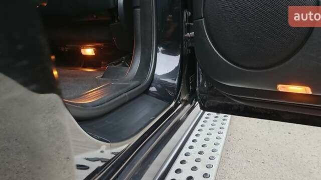 Черный Мерседес М-Класс, объемом двигателя 3.5 л и пробегом 176 тыс. км за 9000 $, фото 13 на Automoto.ua