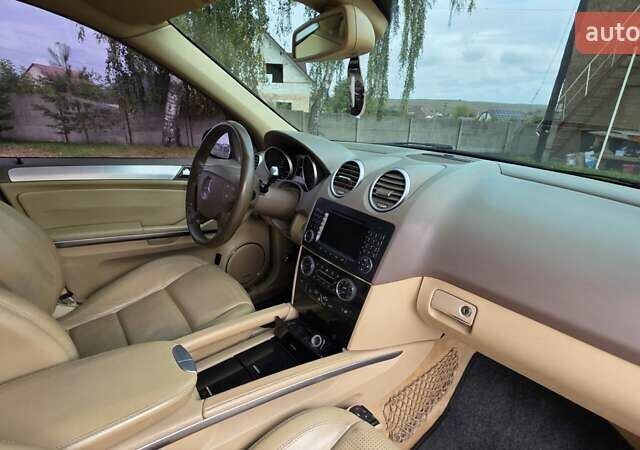 Чорний Мерседес М-Клас, об'ємом двигуна 6.2 л та пробігом 286 тис. км за 10599 $, фото 28 на Automoto.ua