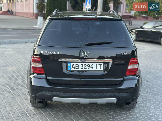 Чорний Мерседес М-Клас, об'ємом двигуна 3 л та пробігом 401 тис. км за 10500 $, фото 5 на Automoto.ua