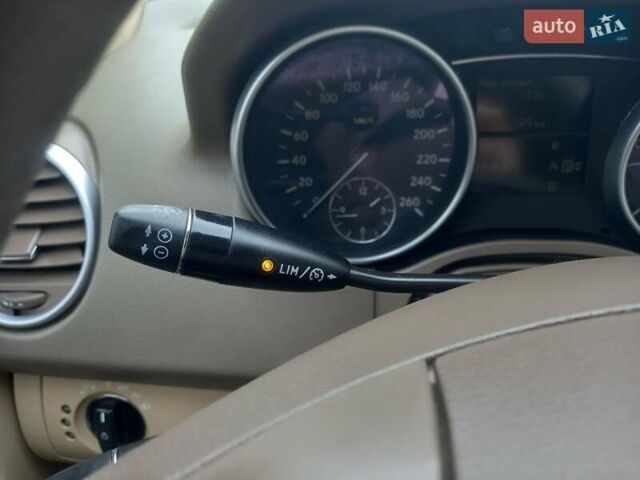 Черный Мерседес М-Класс, объемом двигателя 3 л и пробегом 366 тыс. км за 10500 $, фото 64 на Automoto.ua