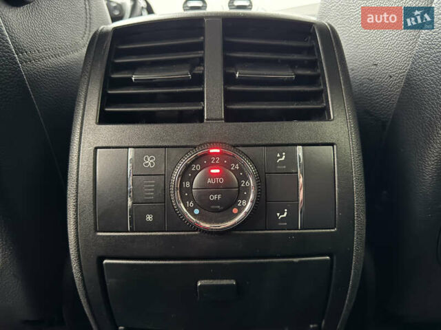 Черный Мерседес М-Класс, объемом двигателя 3 л и пробегом 386 тыс. км за 10999 $, фото 36 на Automoto.ua