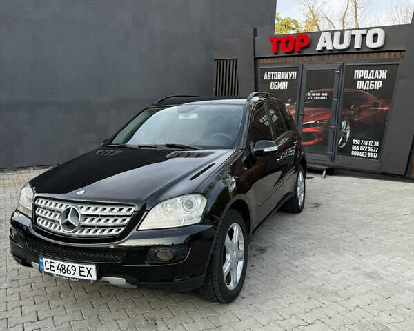 Черный Мерседес М-Класс, объемом двигателя 2.99 л и пробегом 385 тыс. км за 10500 $, фото 1 на Automoto.ua
