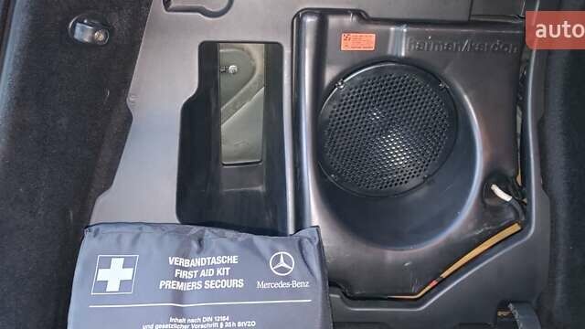 Черный Мерседес М-Класс, объемом двигателя 3.5 л и пробегом 176 тыс. км за 9000 $, фото 9 на Automoto.ua