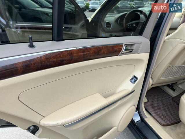 Черный Мерседес М-Класс, объемом двигателя 3.5 л и пробегом 282 тыс. км за 8777 $, фото 14 на Automoto.ua