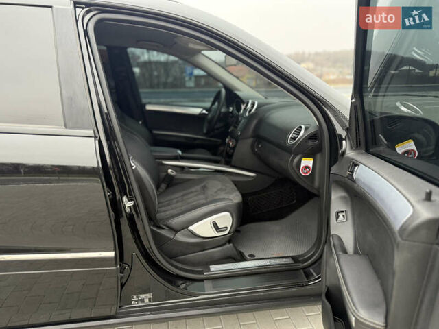 Чорний Мерседес М-Клас, об'ємом двигуна 2.99 л та пробігом 373 тис. км за 10800 $, фото 47 на Automoto.ua