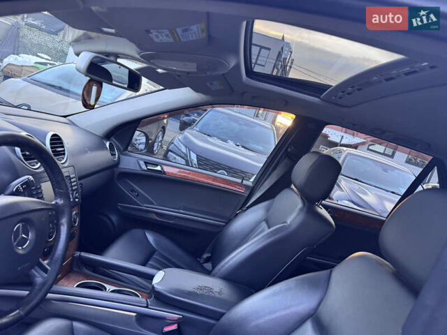 Чорний Мерседес М-Клас, об'ємом двигуна 2.99 л та пробігом 378 тис. км за 9999 $, фото 30 на Automoto.ua