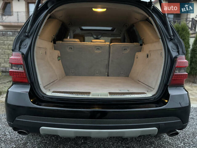 Черный Мерседес М-Класс, объемом двигателя 3.5 л и пробегом 236 тыс. км за 7700 $, фото 64 на Automoto.ua