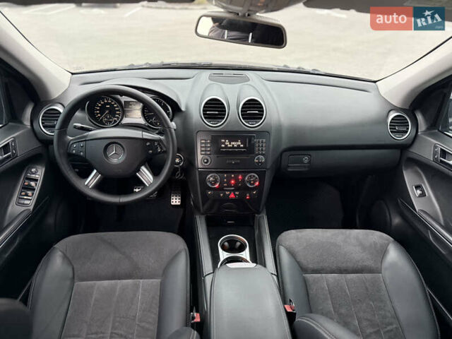 Чорний Мерседес М-Клас, об'ємом двигуна 2.99 л та пробігом 373 тис. км за 10800 $, фото 43 на Automoto.ua