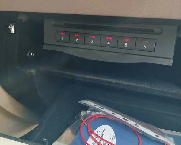 Черный Мерседес М-Класс, объемом двигателя 5.46 л и пробегом 239 тыс. км за 10800 $, фото 16 на Automoto.ua