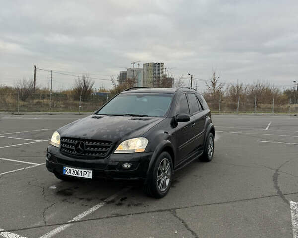 Черный Мерседес М-Класс, объемом двигателя 3.5 л и пробегом 277 тыс. км за 9000 $, фото 24 на Automoto.ua